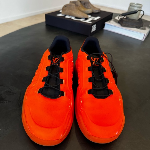 Louis Vuitton
Low trainers
Orange, Rubber - Picture 6 of 7